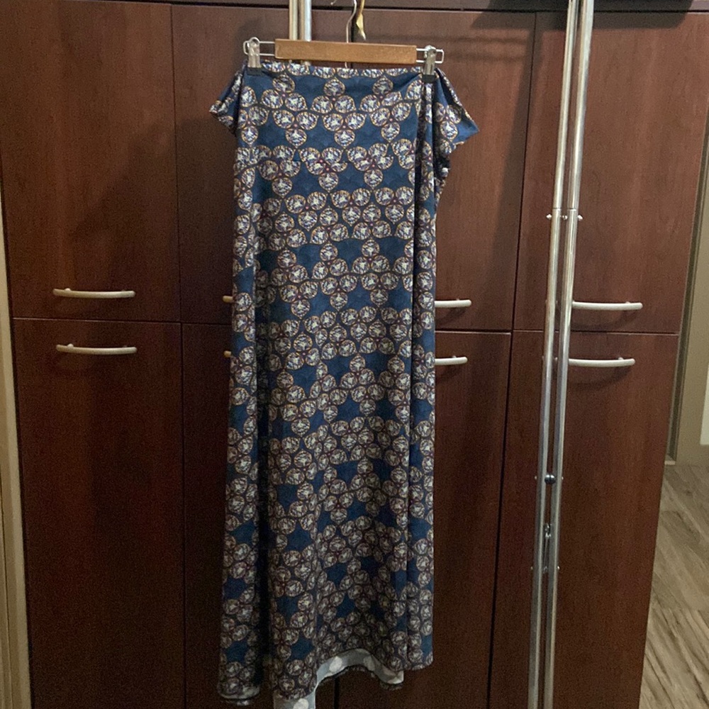 LulaRoe Maxi skirt